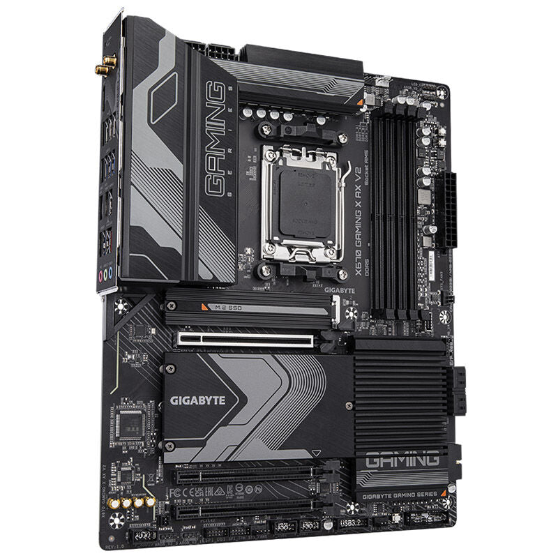 Gigabyte X670 Gaming X AX V2 hovedkort bakside med tilkoblinger