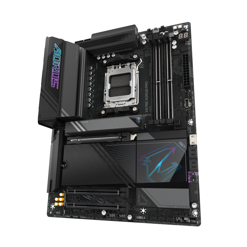 Gigabyte X870E AORUS Pro hovedkort montert i PC
