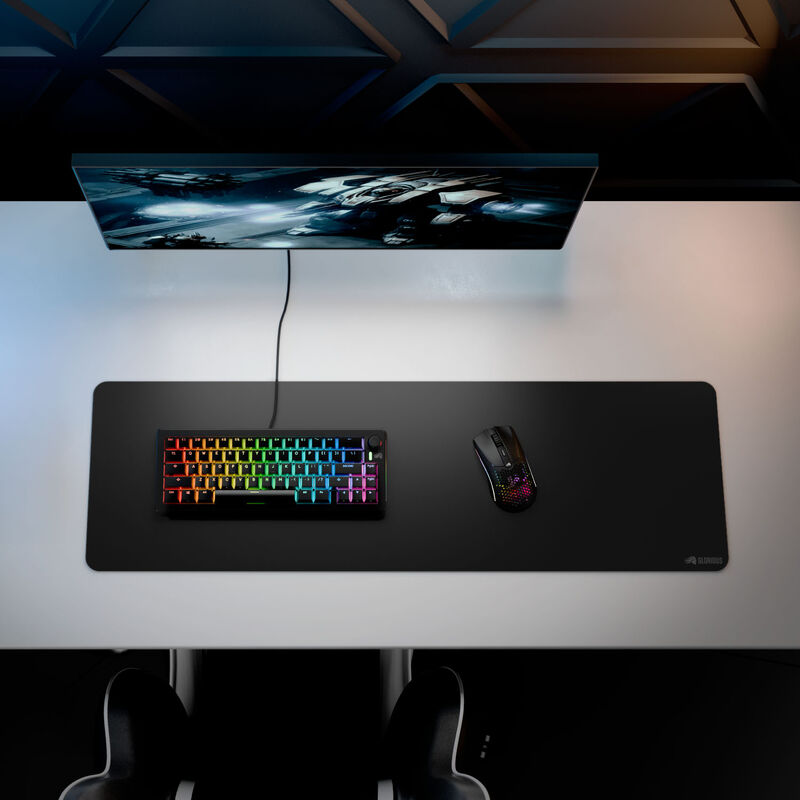 Glorious Gaming Mauspad 2 L musematte kantdetalj