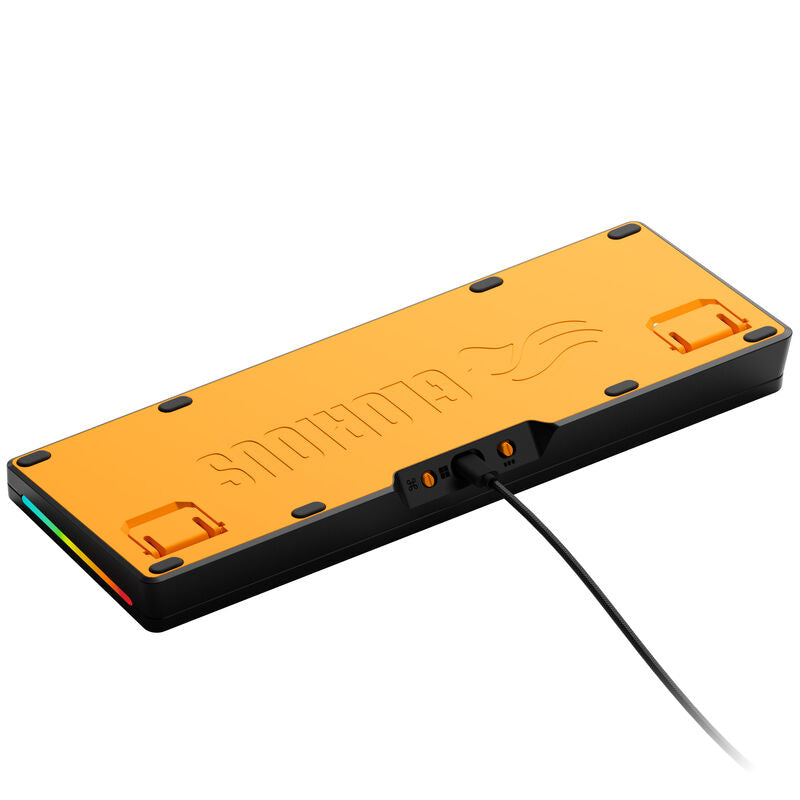 Glorious GMMK 3 65% gamingtastatur Fox Switches ANSI svart detalj av dreieknapp