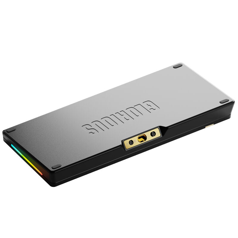 Nærbilde av RGB-belysning på Glorious GMMK 3 Pro HE