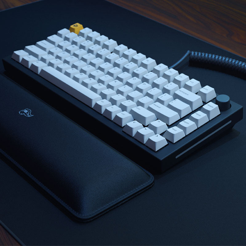 Detaljbilde av Glorious GMMK Pro gamingtastatur 75% mekanisk ISO svart