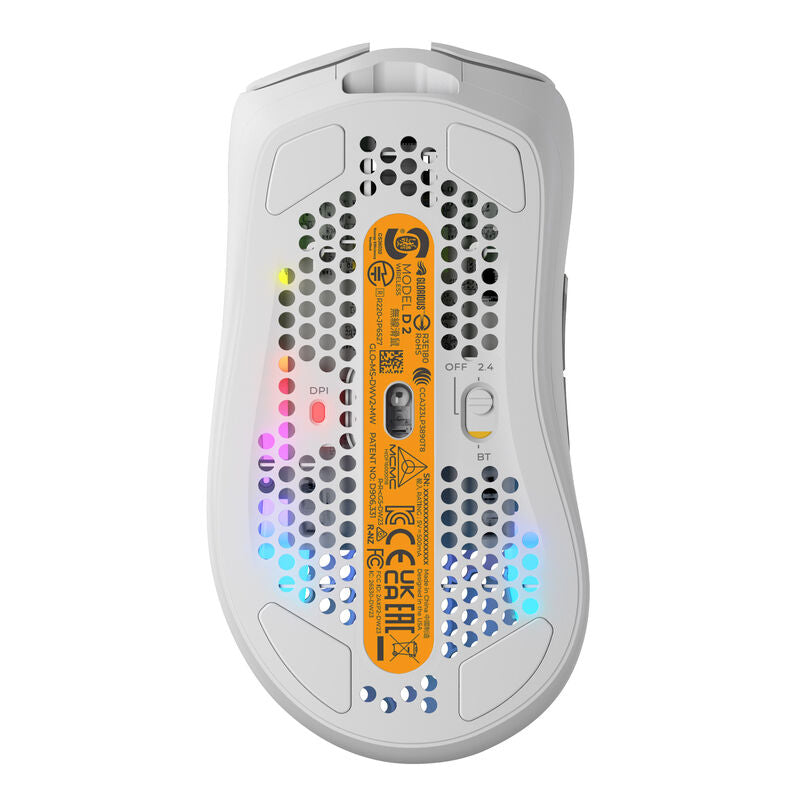 Glorious Model D 2 Wireless trådløs gamingmus hvit nærbilde av sensor