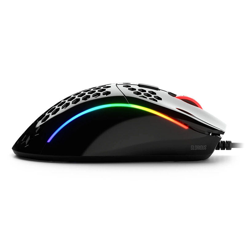 Glorious Model D- gamingmus kablet svart glossy nærbilde av sensor