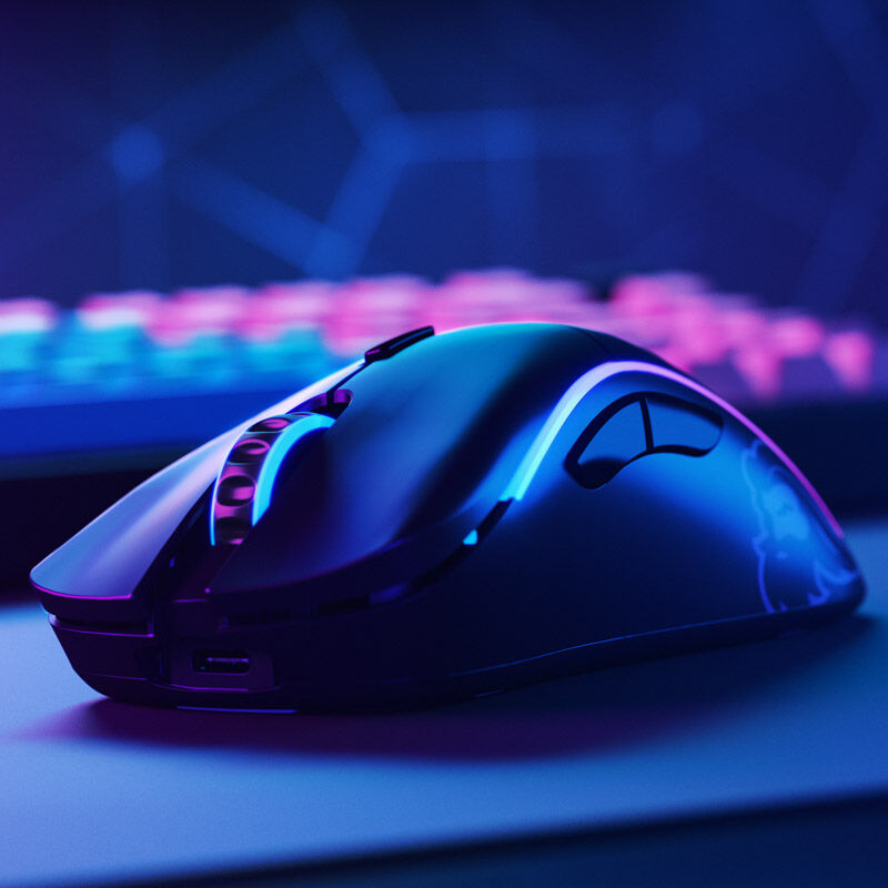 Glorious Model D Wireless trådløs gamingmus RGB-belysning detalj