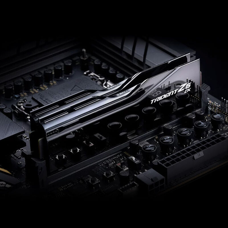G.Skill Trident Z5 CK DDR5-8200 CL40 RAM 48 GB vinkelbilde