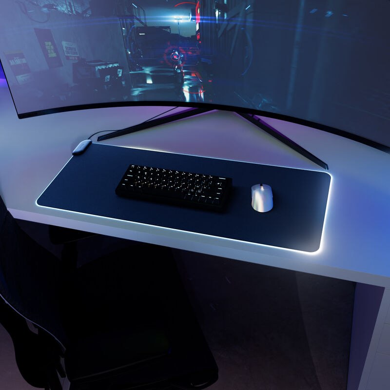 Hyte CNVS Intense Play Mat qRGB musematte med RGB-lys aktivert