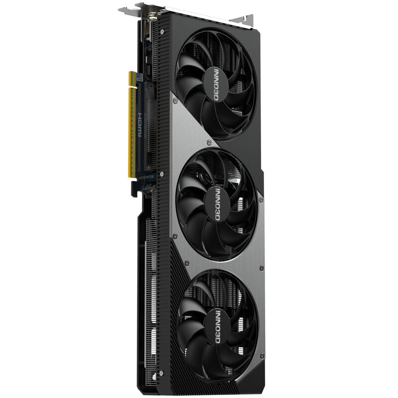 INNO3D GeForce RTX 5070 X3 OC grafikkort PCB nærbilde