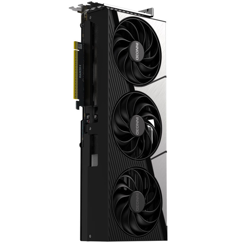 INNO3D GeForce RTX 5090 X3 OC grafikkort detalj av PCIe 16-Pin strømtilkobling