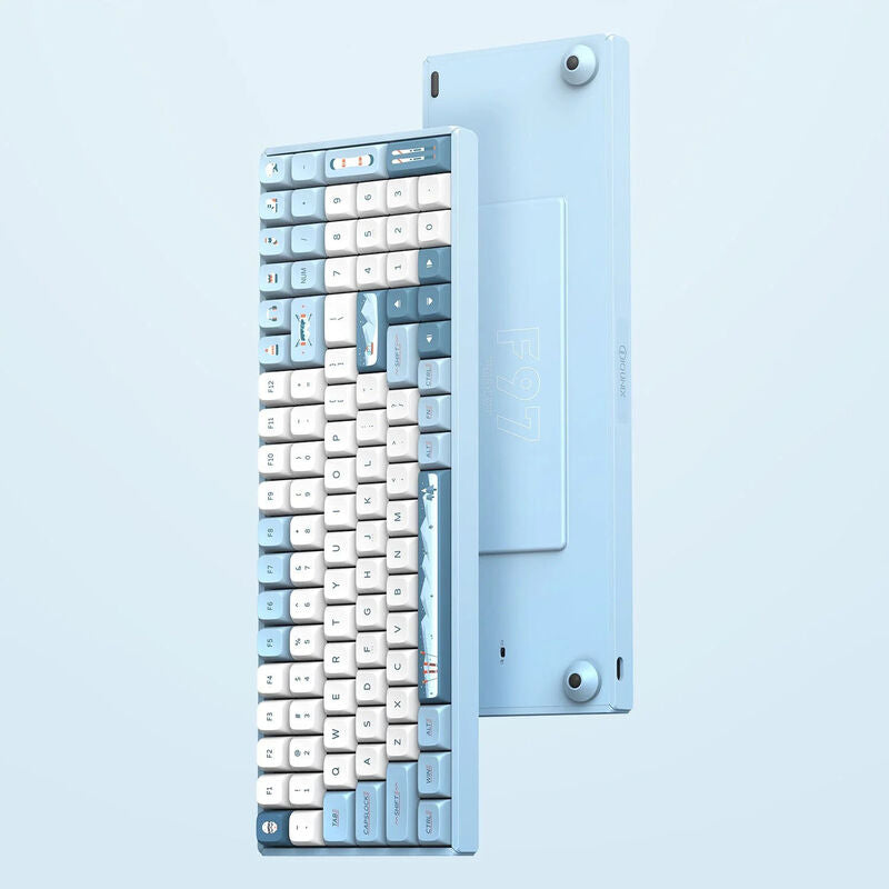 Nærbilde av Cherry MX Brown brytere i IQUNIX F97 Wintertide