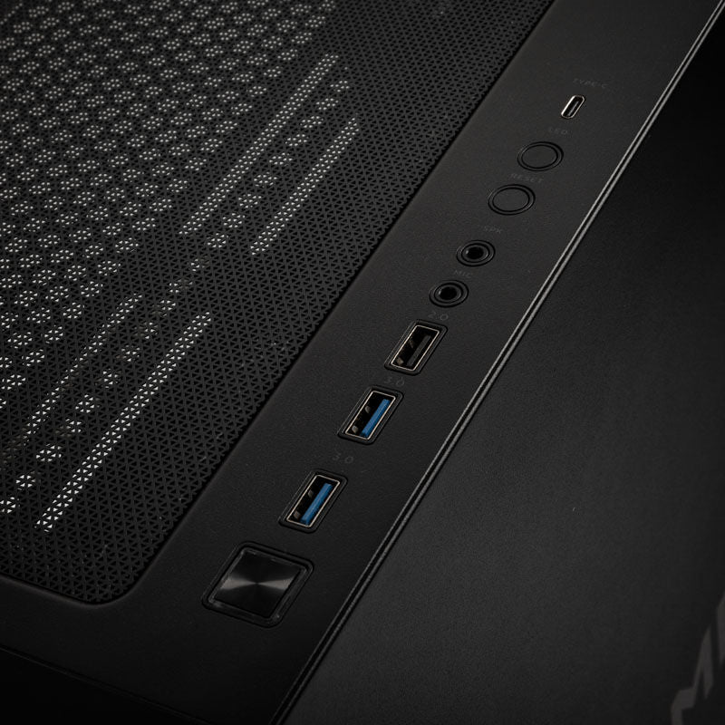 Nærbilde av Kolink Observatory Y AMD SE ARGB kabinett midtårn svart sidepanel