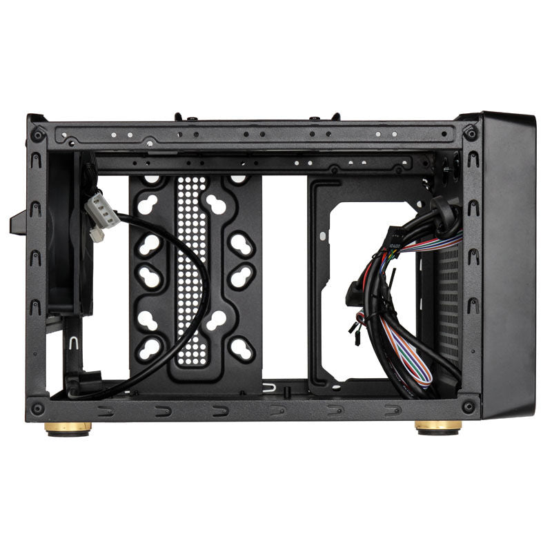 Detalj av mesh-front på Kolink Satellite Mini-ITX kubekabinett Micro-ATX svart