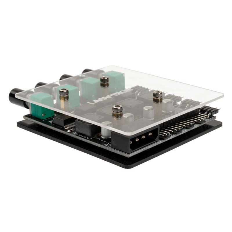 Detalj av Lamptron CP436 ARGB viftekontroller 4-kanals