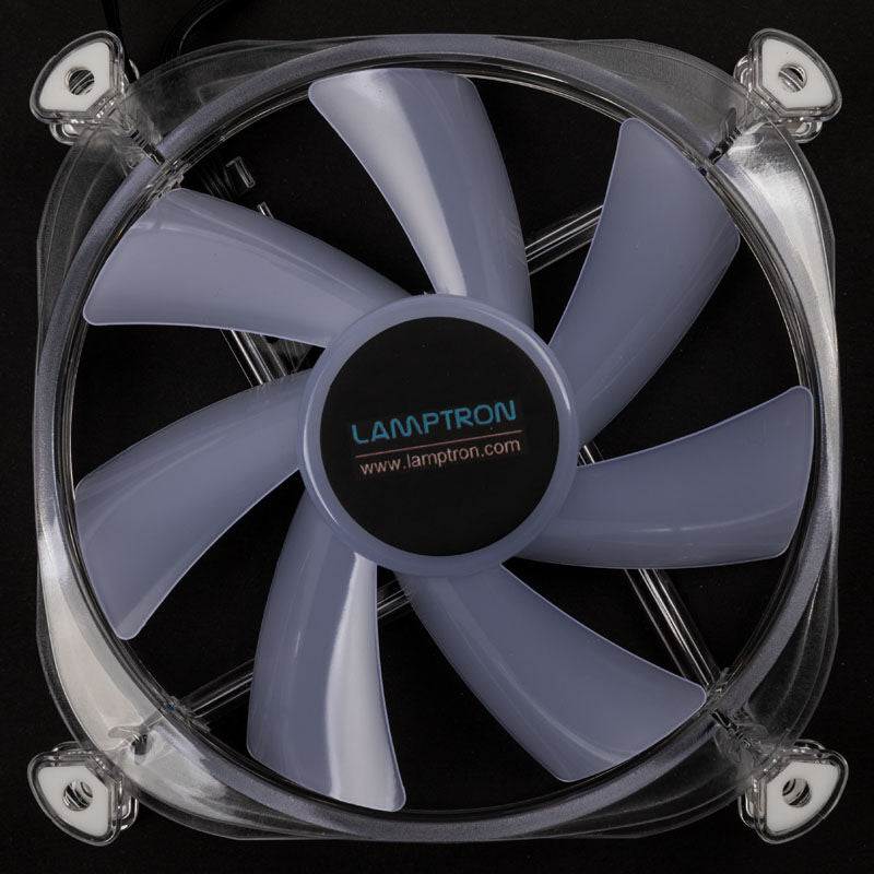 Detalj av Lamptron Icecloud+ ARGB 120 mm vifte 3-pakk PWM transparent