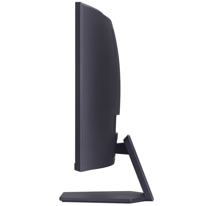 LG UltraGear 27GS60QX-B montert på skrivebord