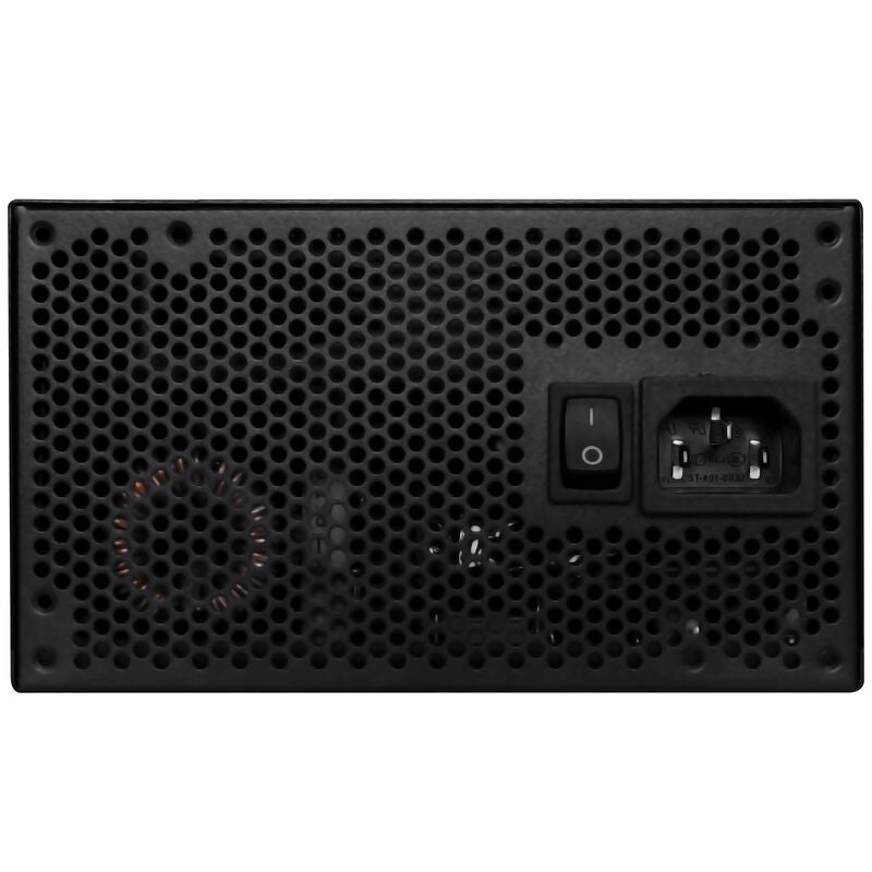 Montert Lian Li EDGE GOLD 750 i PC-kabinett