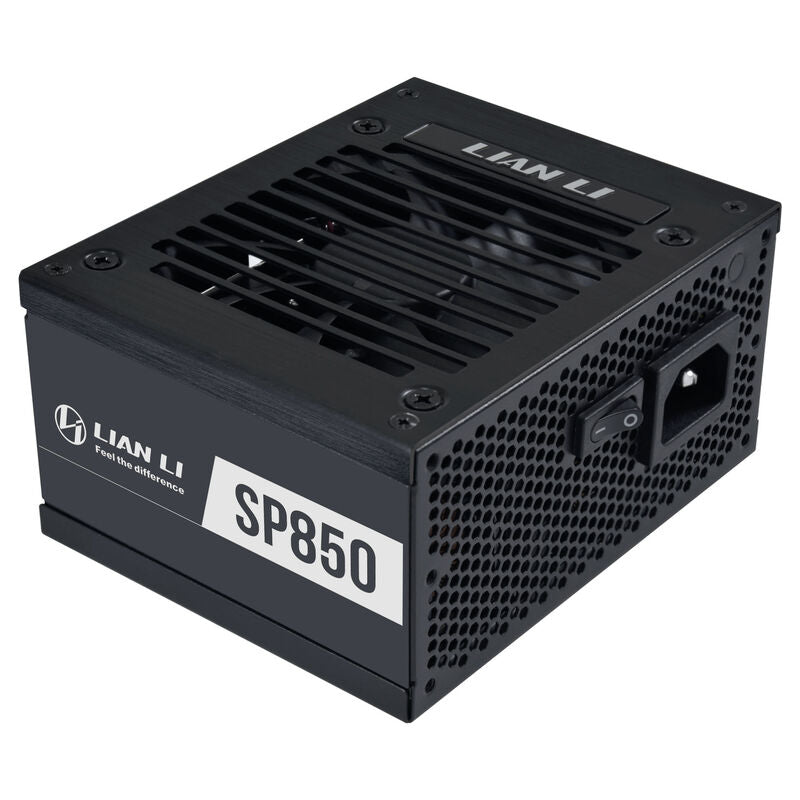 Detalj av Lian Li SP850 V2 Gold SFX strømforsyning