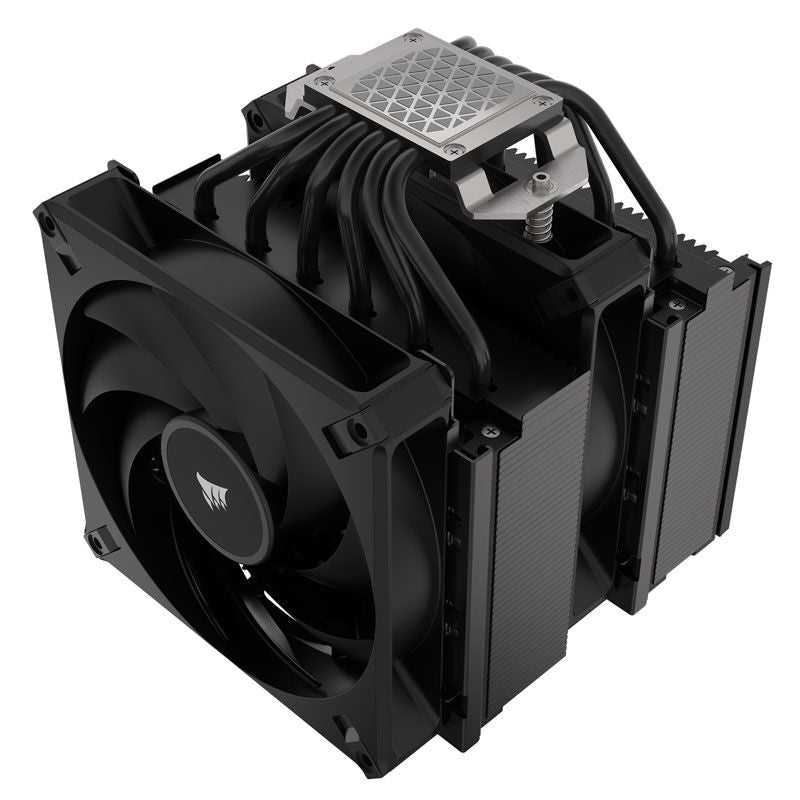 Montert Corsair A115 CPU-kjøler med to 140 mm PWM-vifter