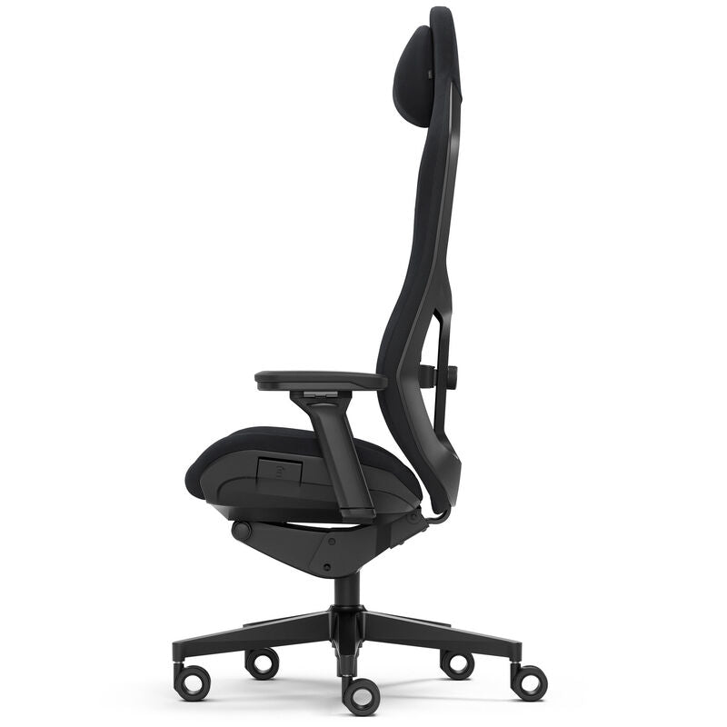 Montert Fractal Design Refine Alcantara gamingstol svart i rom