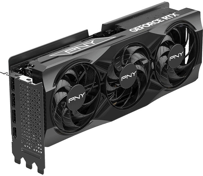 Montert PNY GeForce RTX 5070 Ti OC Edition grafikkort i PC
