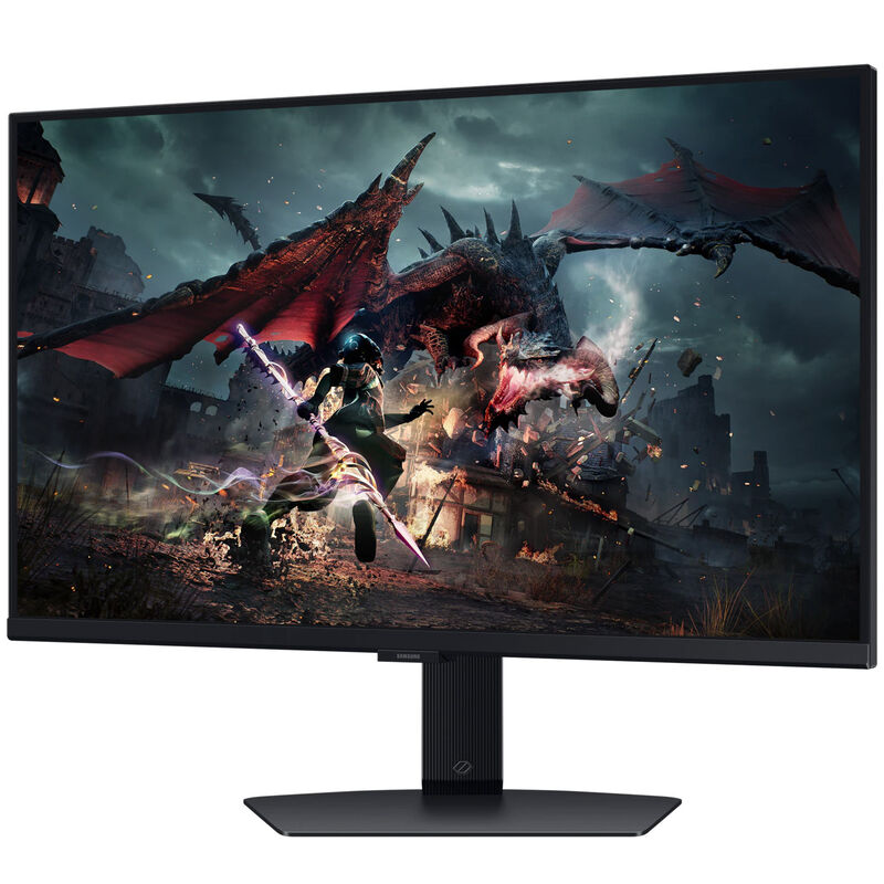 Montert Samsung Odyssey G5 G50D gamingskjerm på skrivebord