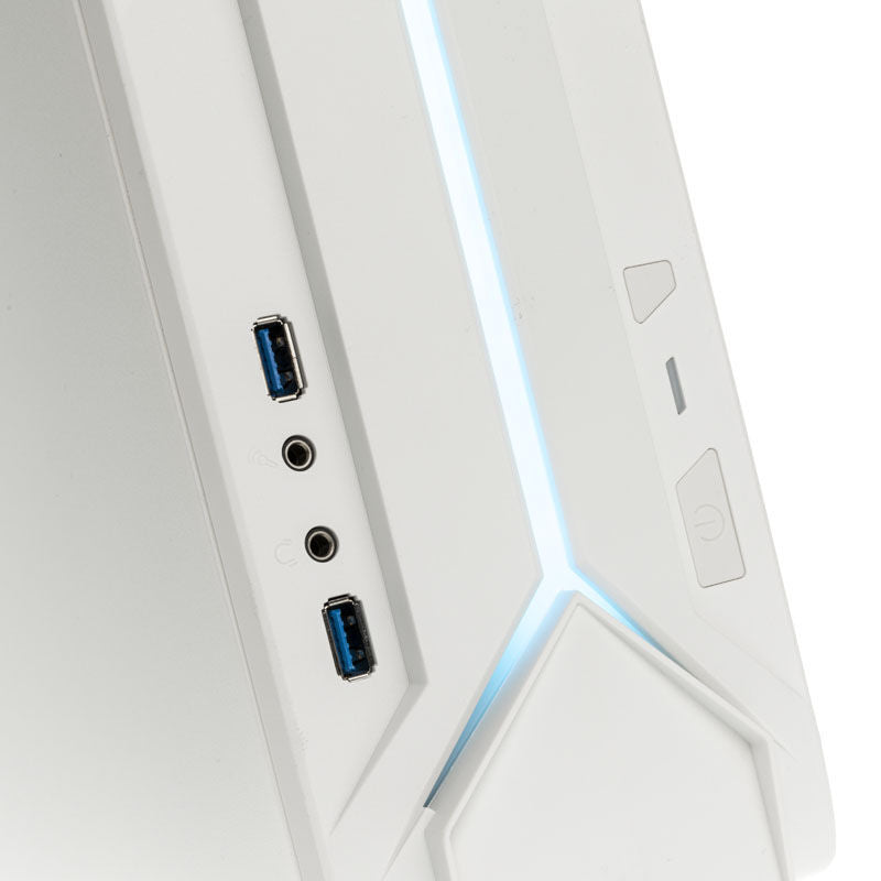 Montert SilverStone Raven Z RVZ03W-ARGB HTPC-kabinett i stueoppsett