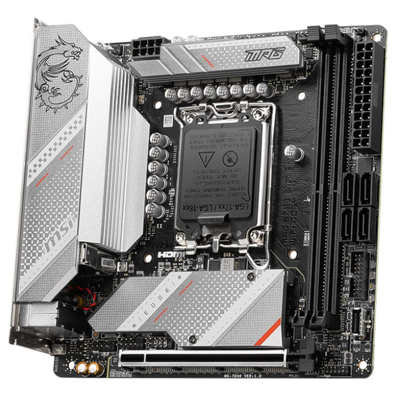 Nærbilde av DDR5-minnespor på MSI B760I Edge WiFi
