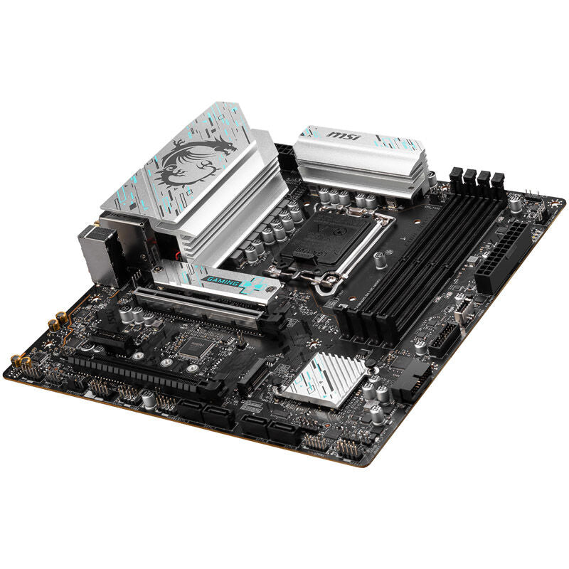 Nærbilde av MSI B760M Gaming Plus WiFi hovedkort RAM-spor