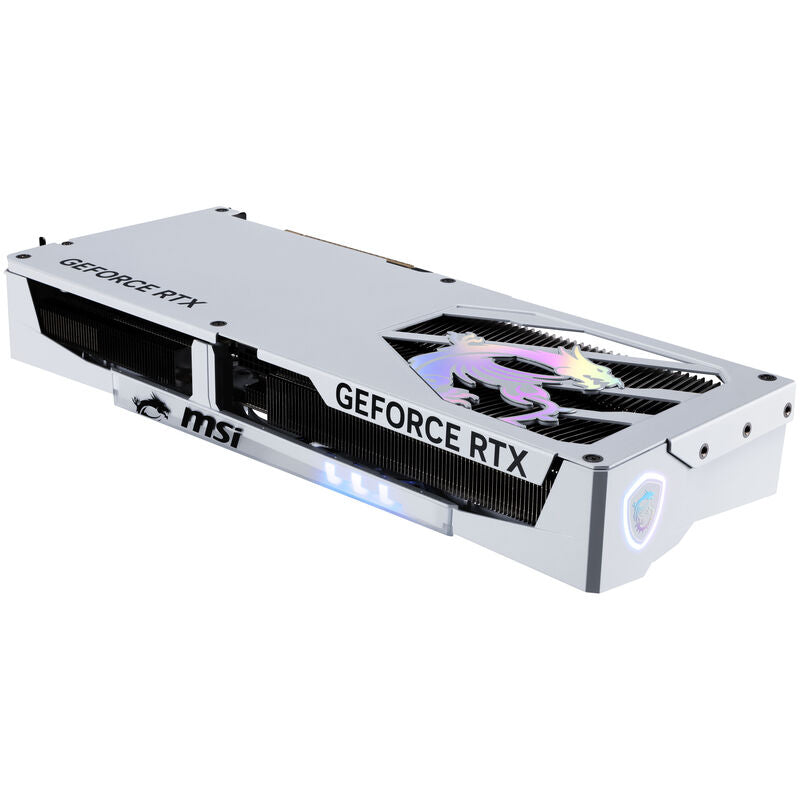 Nærbilde av RGB-belysning på MSI GeForce RTX 5070 Gaming Trio OC White