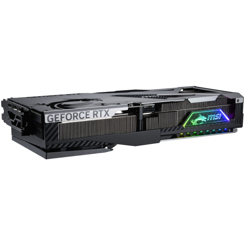 Vifte og kjøledesign på MSI GeForce RTX 5080 Vanguard SOC grafikkort