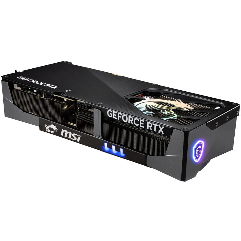 Nærbilde av kjølevifte på MSI GeForce RTX 5090 Gaming Trio OC grafikkort