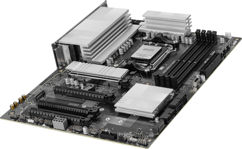 Detalj av MSI PRO B850-P WiFi hovedkortets PCIe-porter