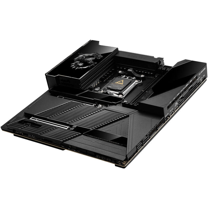 Nærbilde av MSI MEG X870E Godlike hovedkort M.2 kjøler