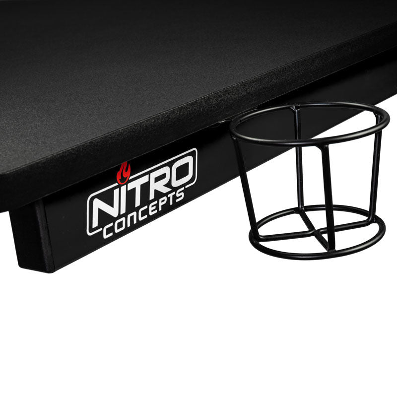 Kabelhåndtering på Nitro Concepts D12 gamingpult svart