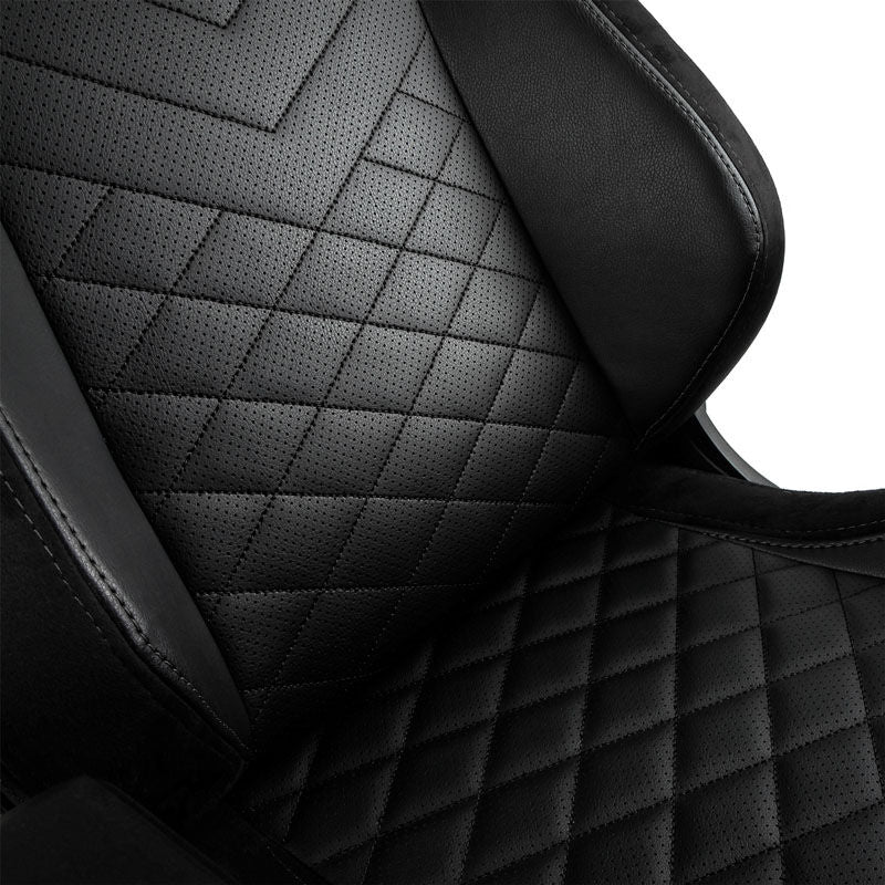 noblechairs EPIC gamingstol svart PU-lær nærbilde av hjul