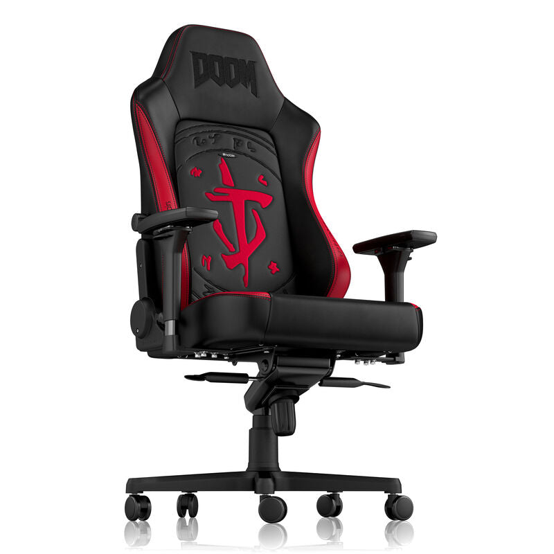 noblechairs HERO gamingstol DOOM Edition svart/rød montert i rom