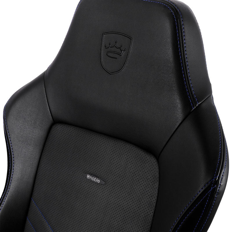 noblechairs HERO gamingstol svart/blå 4D armlener nærbilde av stoff