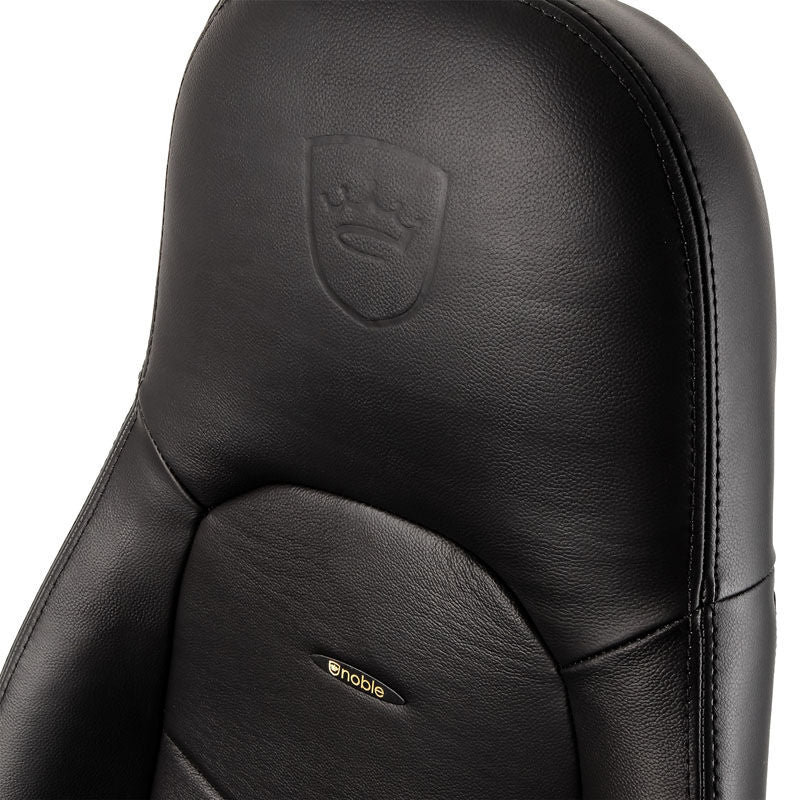 noblechairs ICON gamingstol ekte skinn svart nærbilde av armstøtte