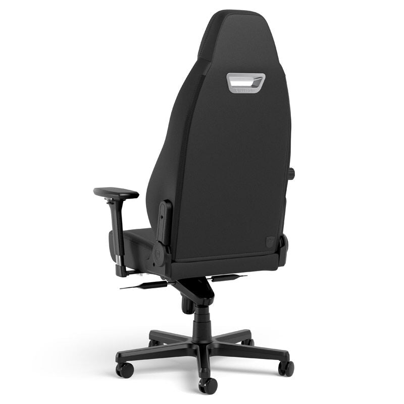 noblechairs LEGEND gamingstol Black Edition montert i spillrom
