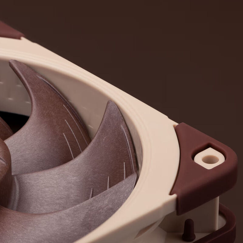 Noctua NF-A12x25 G2 LS-PWM vifte 120 mm montert i PC