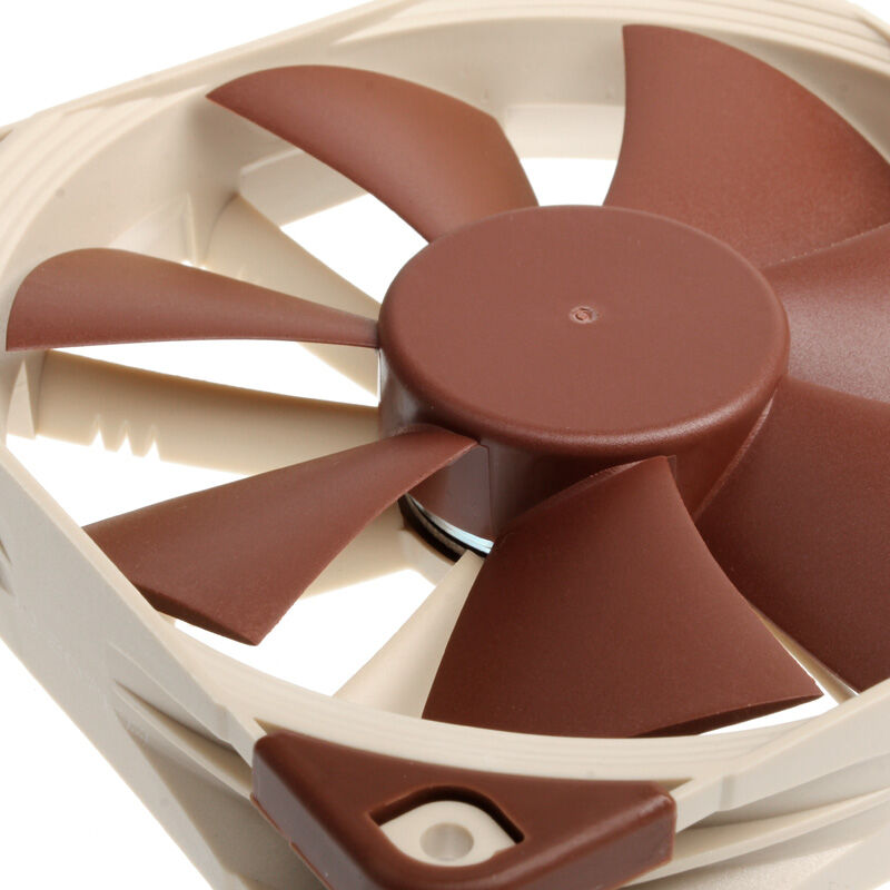 Detaljbilde av Noctua NF-F12 PWM vifte 120 mm 1500 RPM rotor