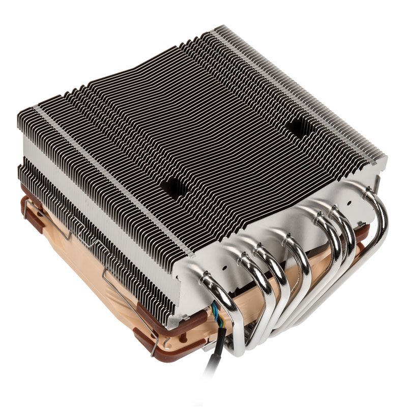 Nærbilde av vifte på Noctua NH-C14S CPU-kjøler 140 mm top-blower PWM