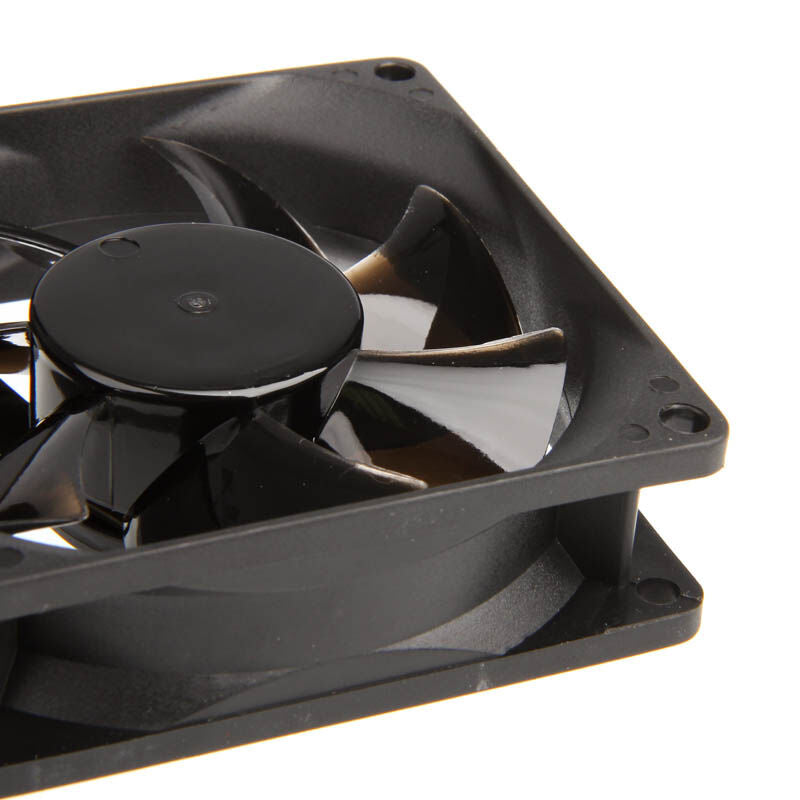 Noiseblocker BlackSilent Pro P-1 vifte 80 mm detalj