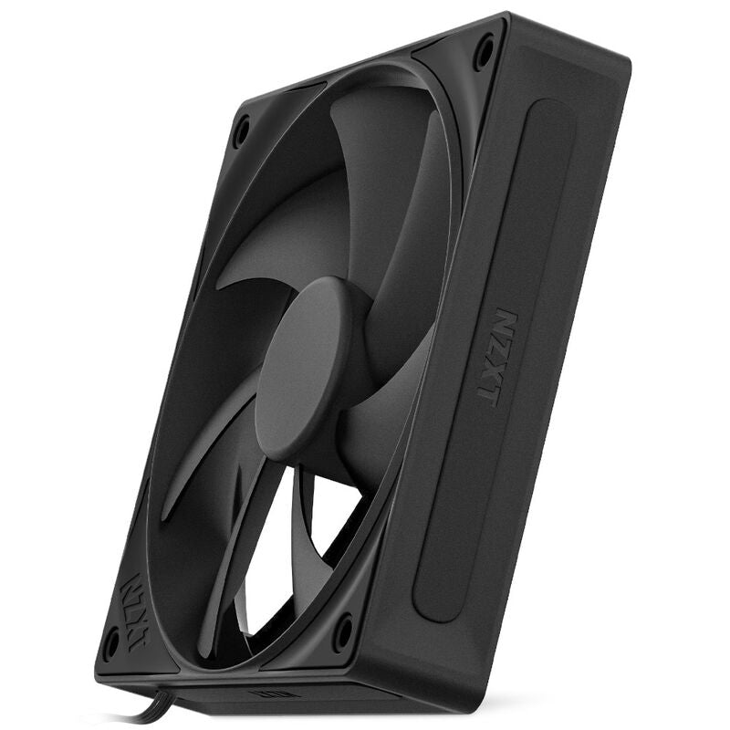 Detalj av NZXT F140P V2 PWM vifte 140 mm statisk trykk svart