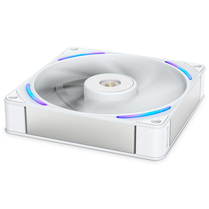 NZXT F140X RGB kabinettsvifte 140 mm PWM ARGB hvit montert i PC