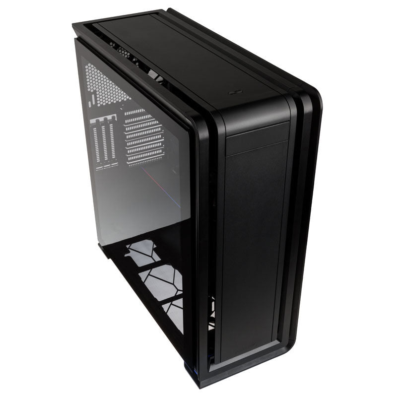 PHANTEKS Enthoo 719 kabinett bakside med ventilasjon