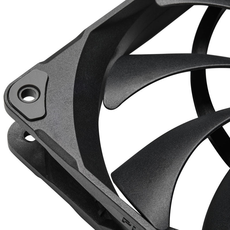 PHANTEKS M25 PWM vifte 3-pakning 140 mm svart side