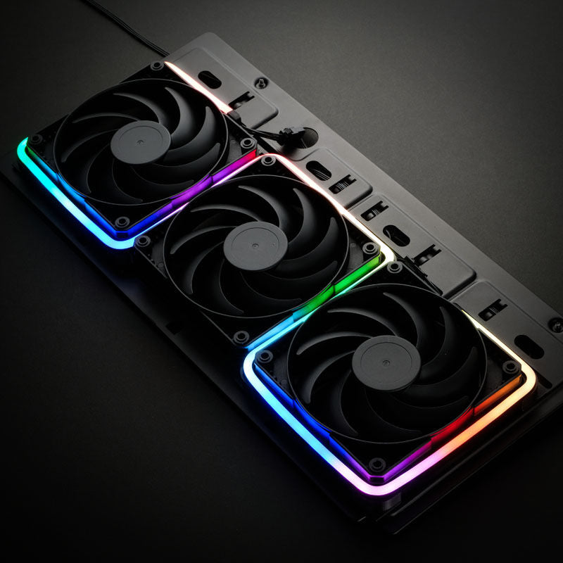 Detalj av PHANTEKS Neon D-RGB LED-stripe combo-sett 40 cm