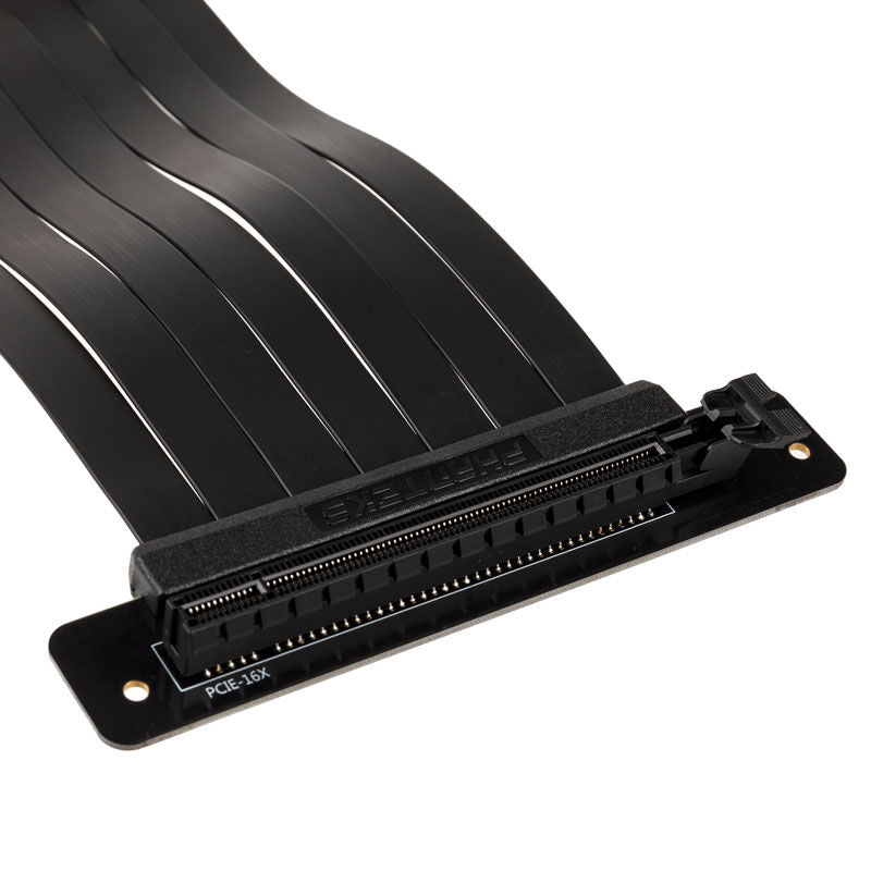 PHANTEKS PCIe x16 riserkabel 90 grader 22 cm svart bakside