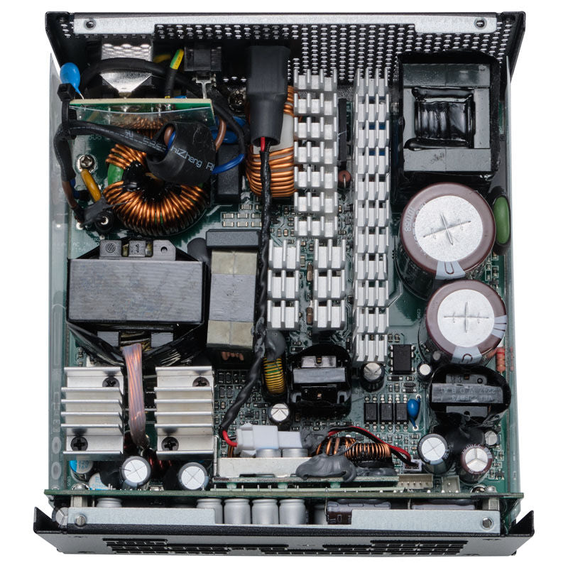 Phanteks Revolt 1200W strømforsyning emballasje